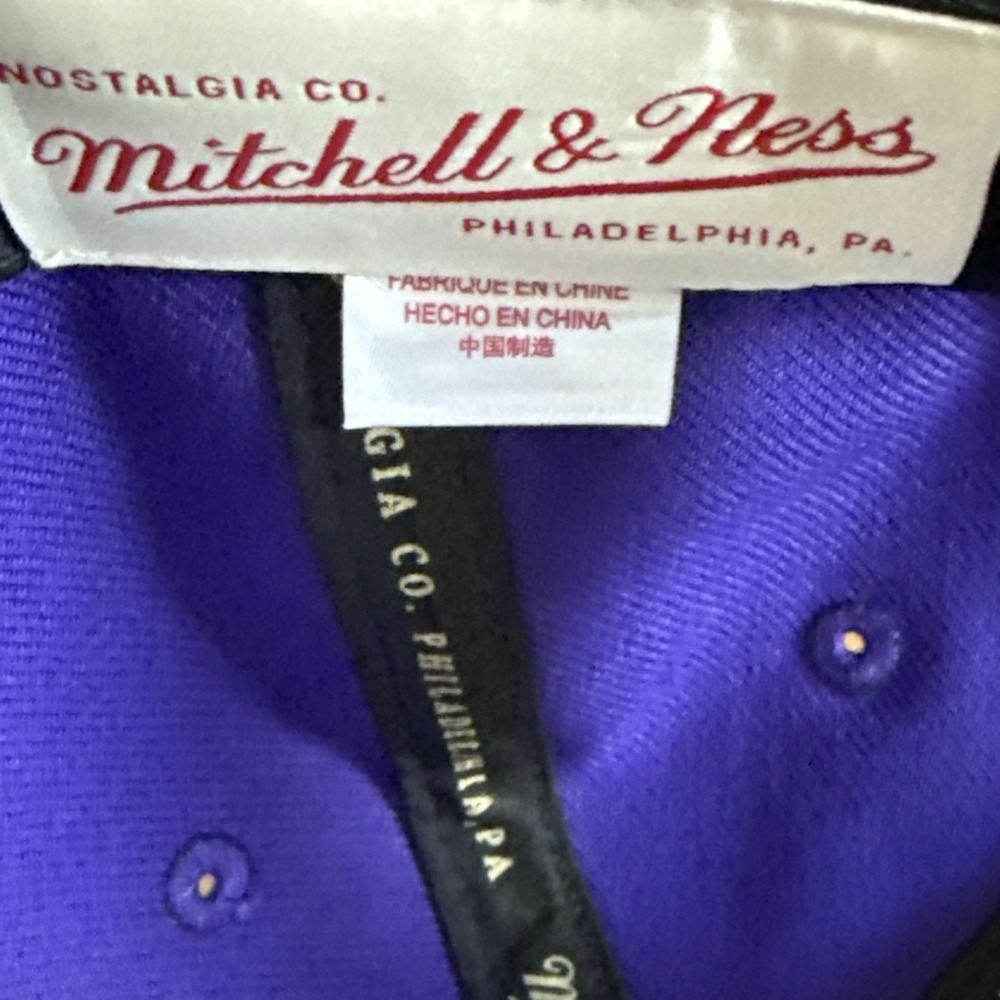 LOS ANGELES LAKERS‎ MITCHELL & NESS 2-TONE LIBERTY FIT OSFM SNAPBACK HAT/CAP NWT - Picture 7 of 8